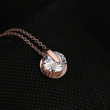 摄图网_500131276_项链 首饰 吊坠(企业商用)